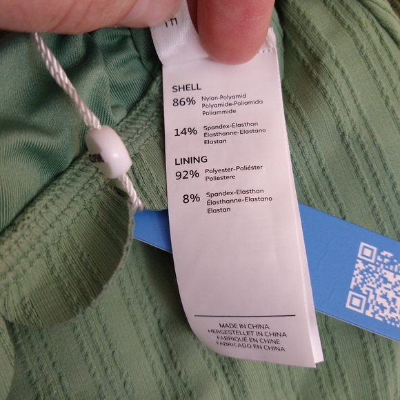 🌹NWT Cupshe Green One Shoulder Scalloped One Piece Bathing Suit Small - Picture 4 of 6